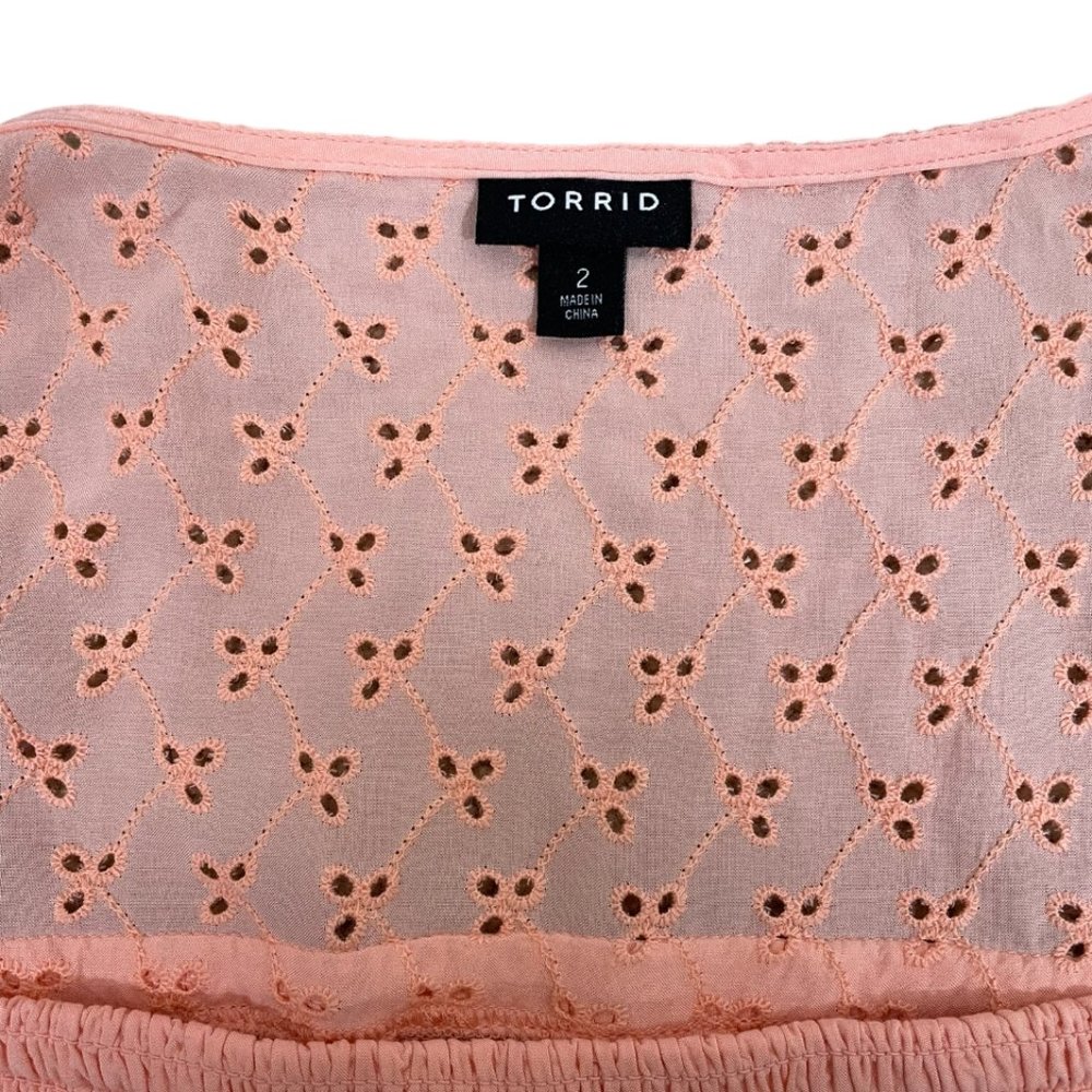 Torrid Smocked Babydoll Top Blouse Voile Eyelet Peach Size 2/2X - Picture 9 of 12